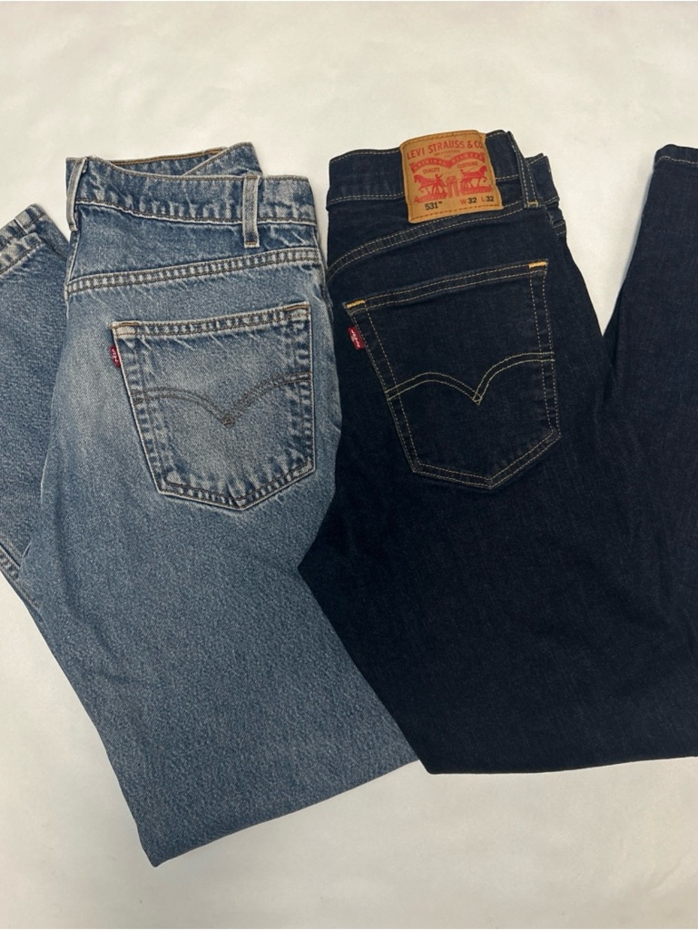 Lot 2 Levi’s Men’s Jeans 32 X 32 (1) Red Tab Jeans And (1) 531 Jeans See Pics